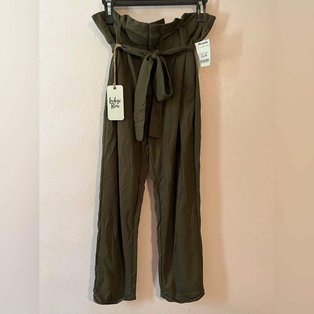 Indigo Rein, green pants, size 9 for women, new with tags